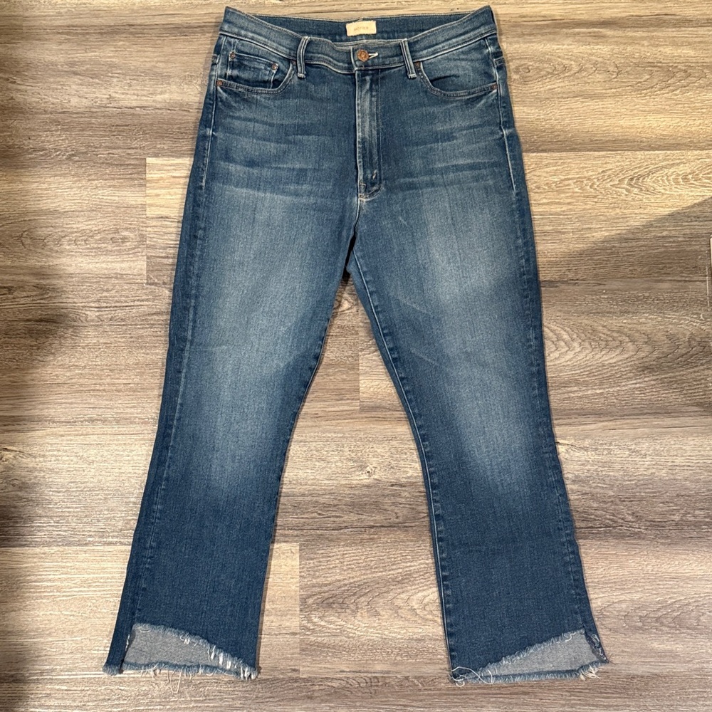 MOTHER the insider crop step fray Jean and